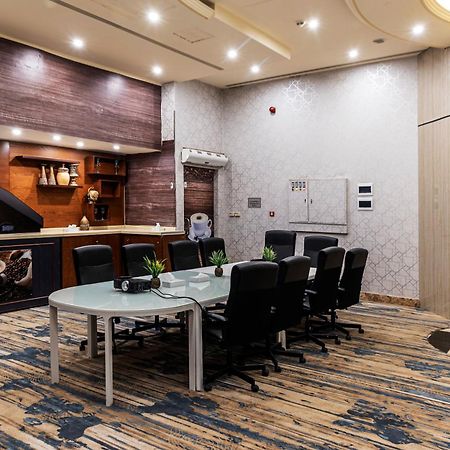 Warwick Al Dabab Riyadh Exteriör bild