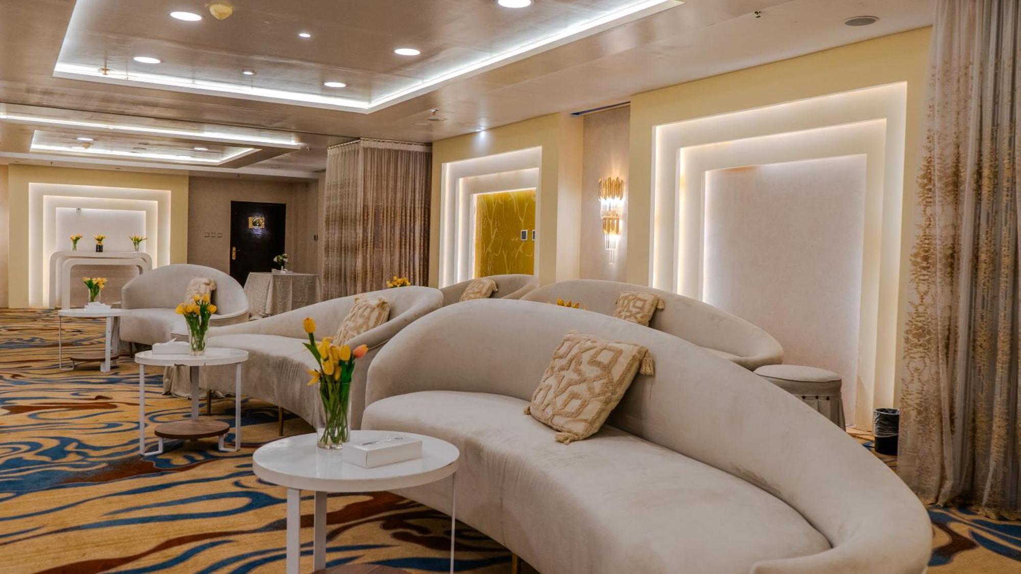 Warwick Al Dabab Riyadh Exteriör bild